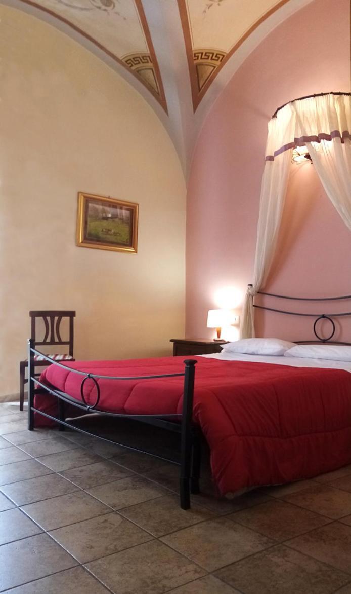 Camere Del Re Tarquinia Bagian luar foto