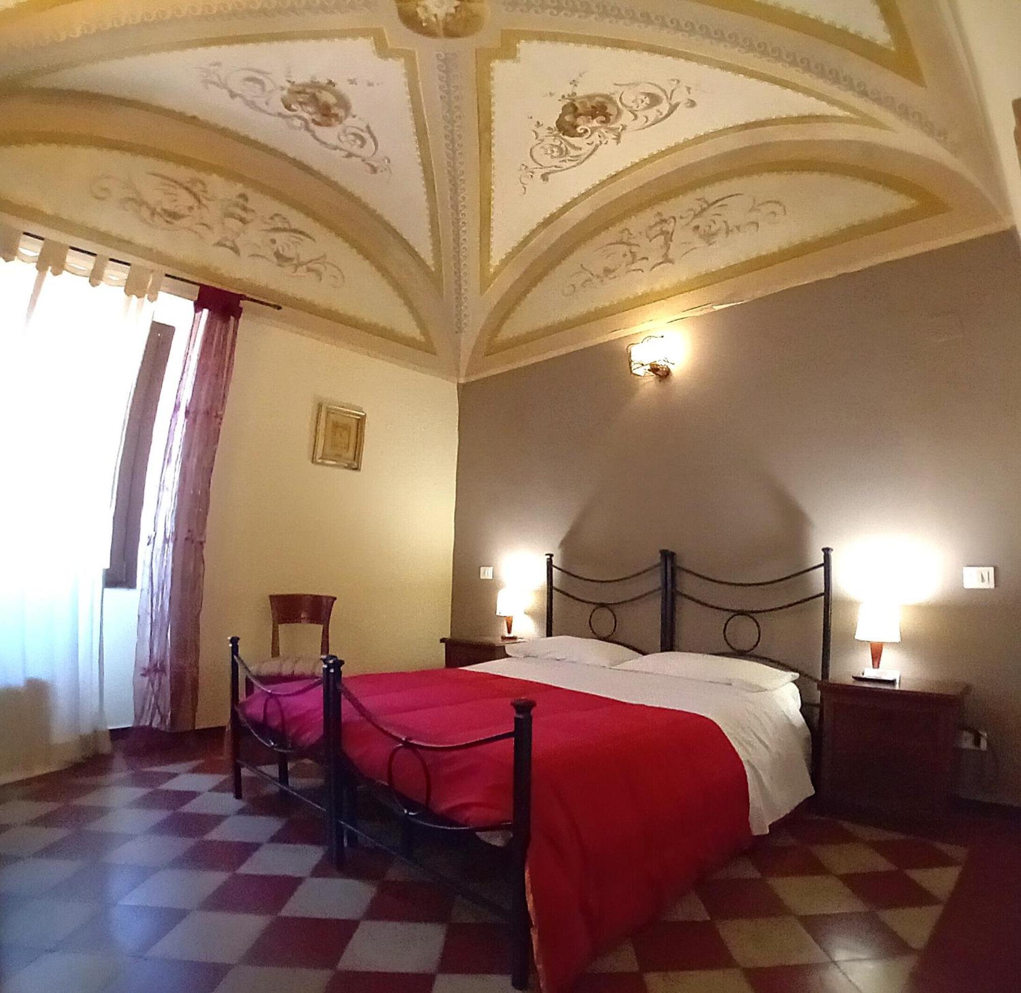 Camere Del Re Tarquinia Bagian luar foto